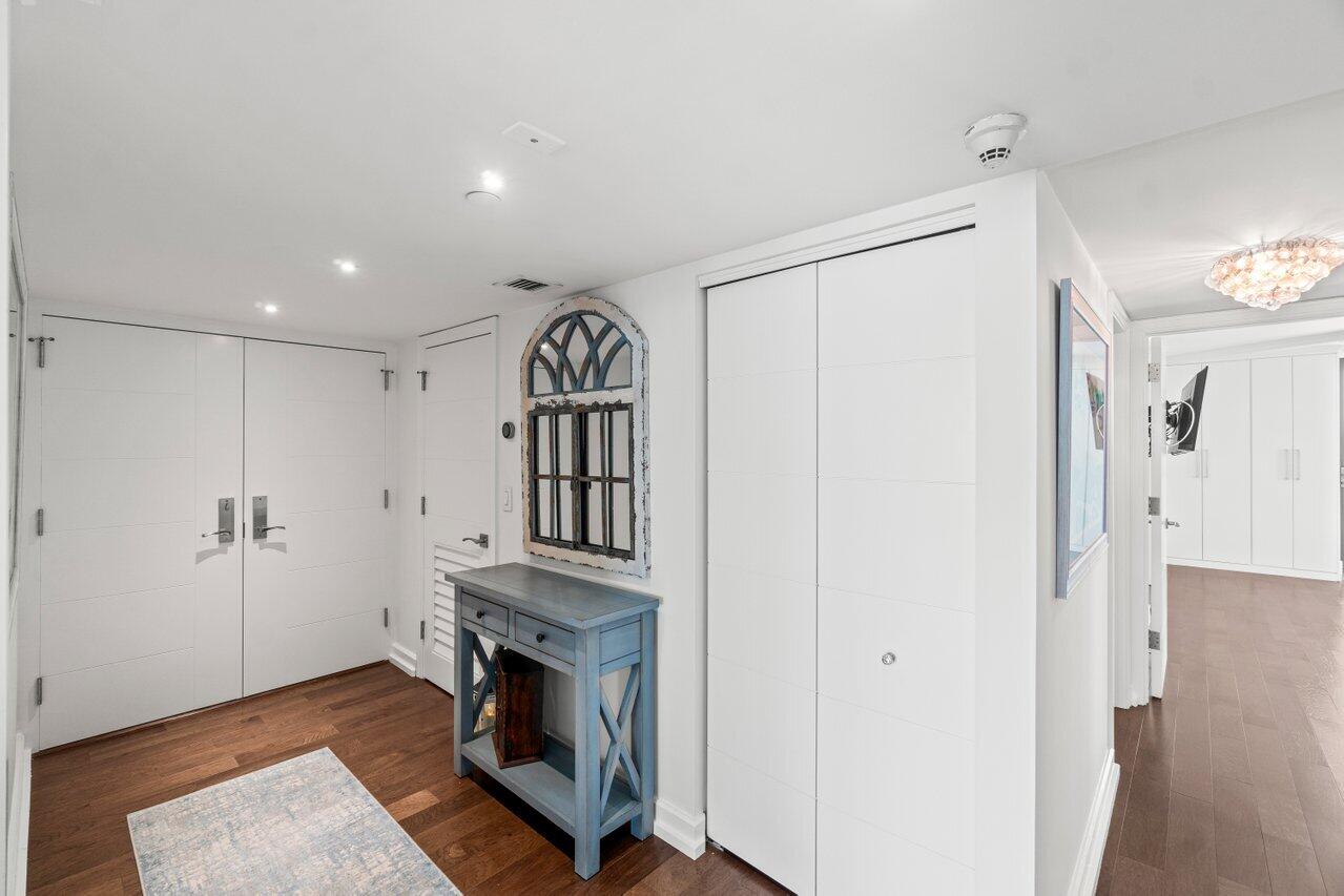 250 S Ocean Boulevard 2h