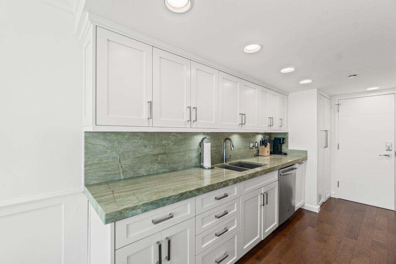 250 S Ocean Boulevard 2h