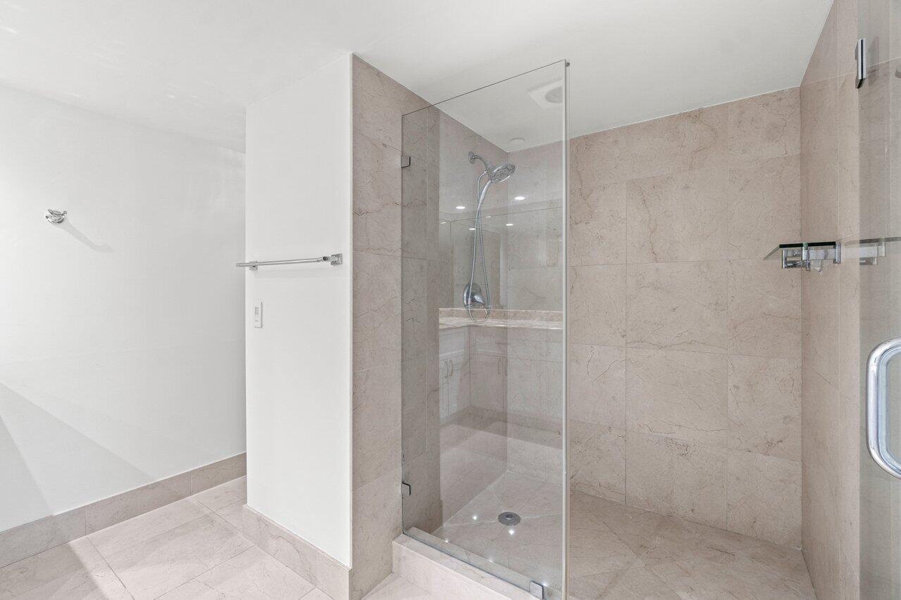 250 S Ocean Boulevard 2h