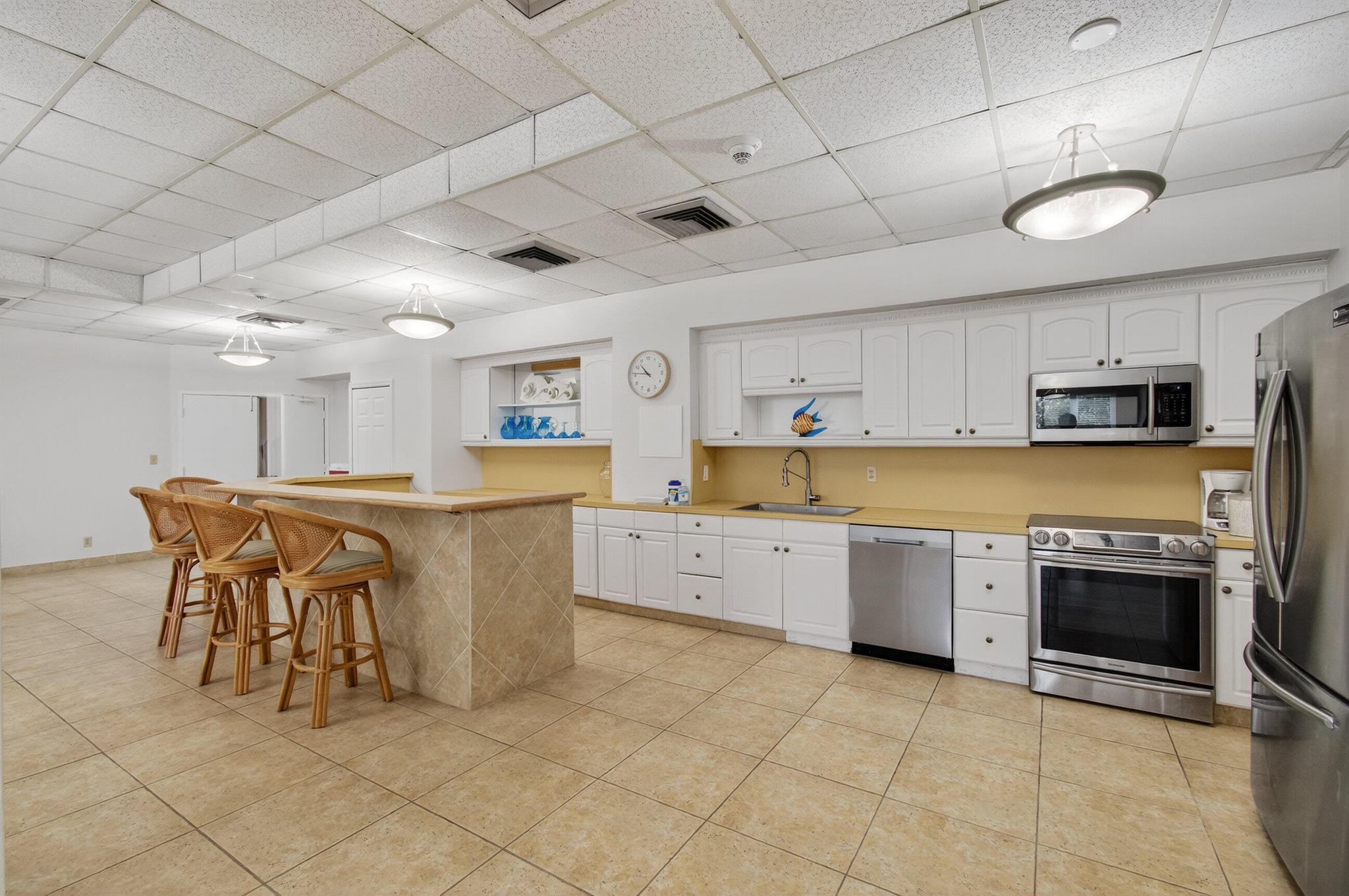 555 SE 6th Avenue 4g
