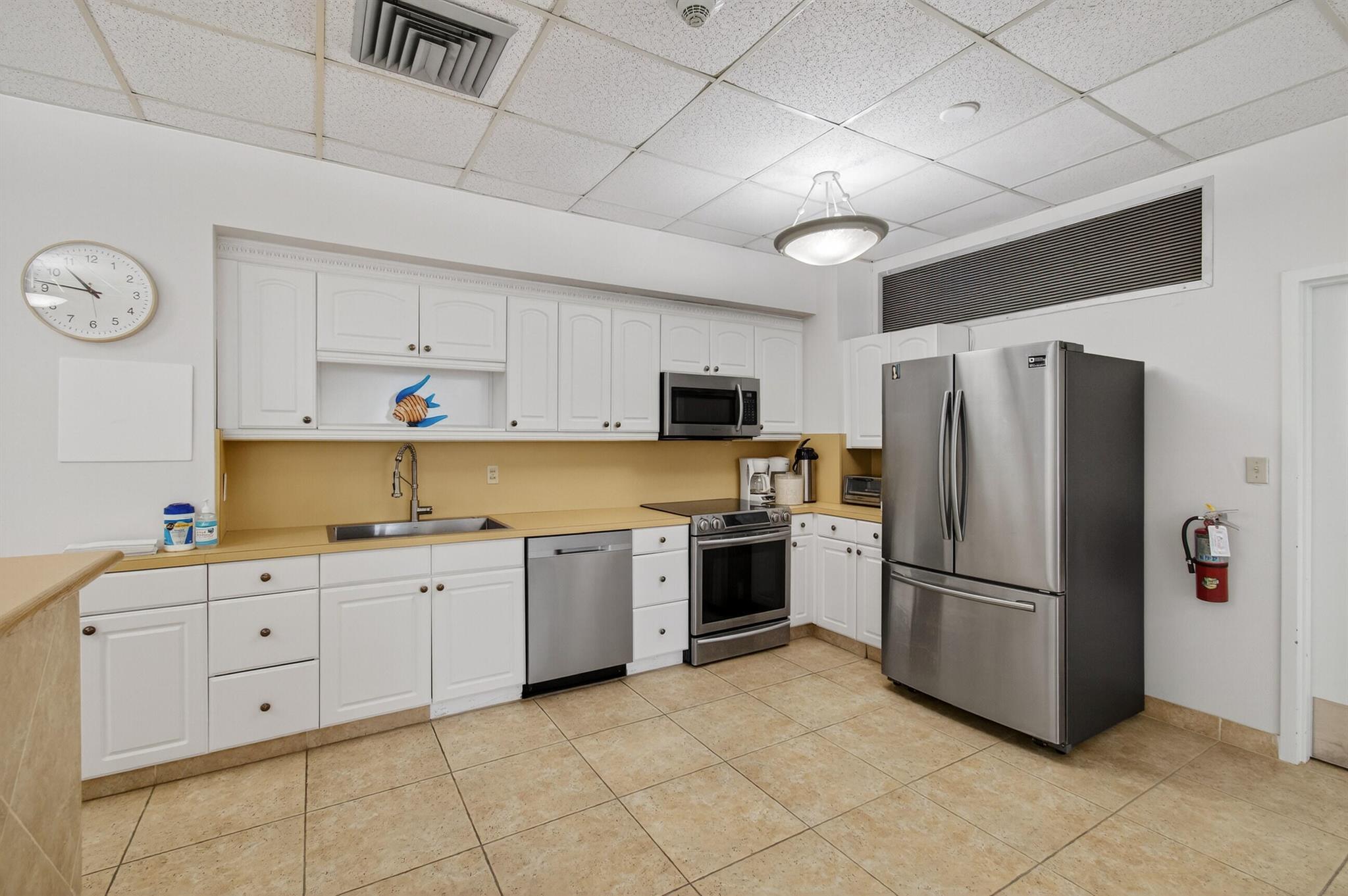555 SE 6th Avenue 4g