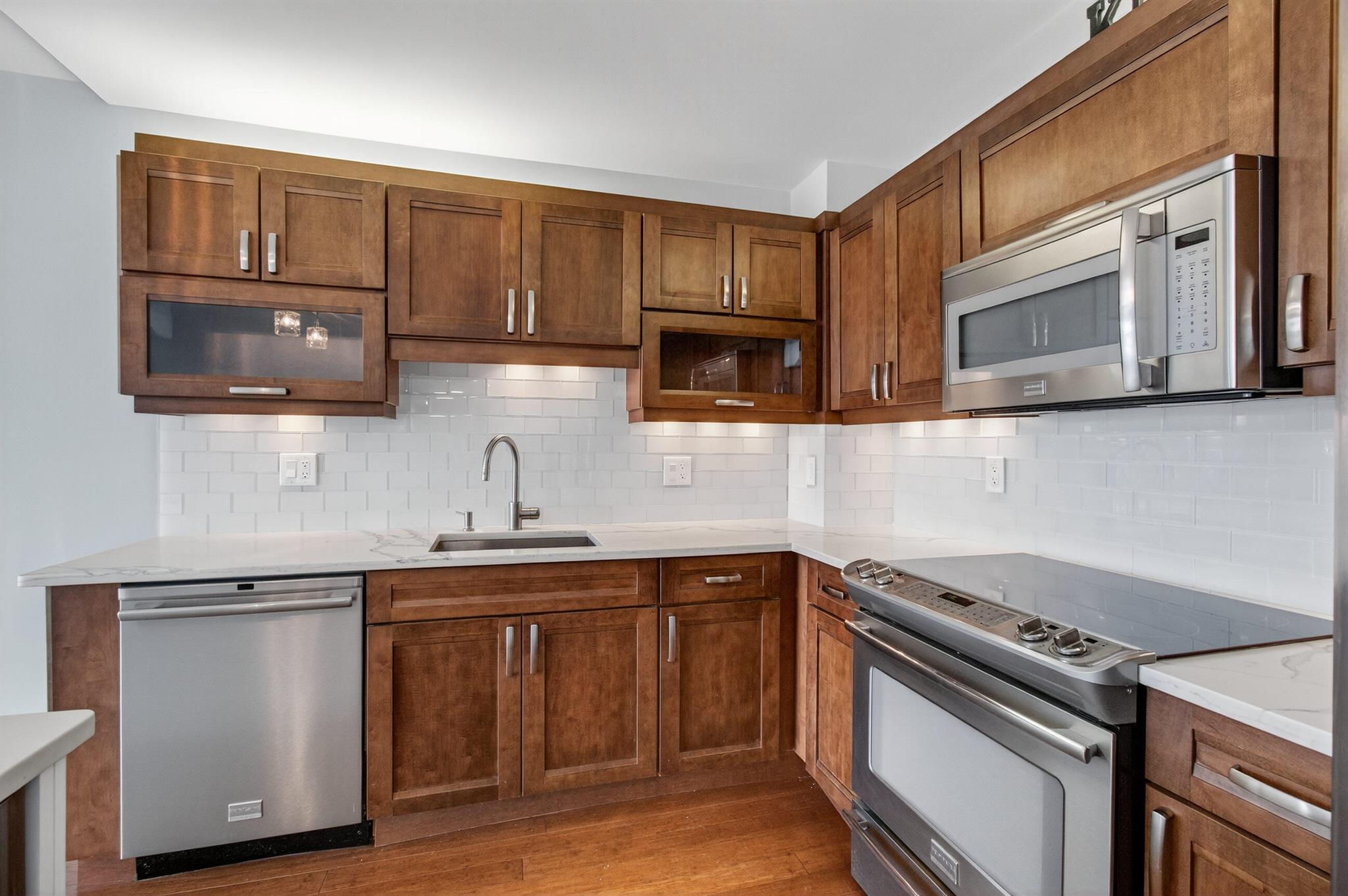 555 SE 6th Avenue 4g