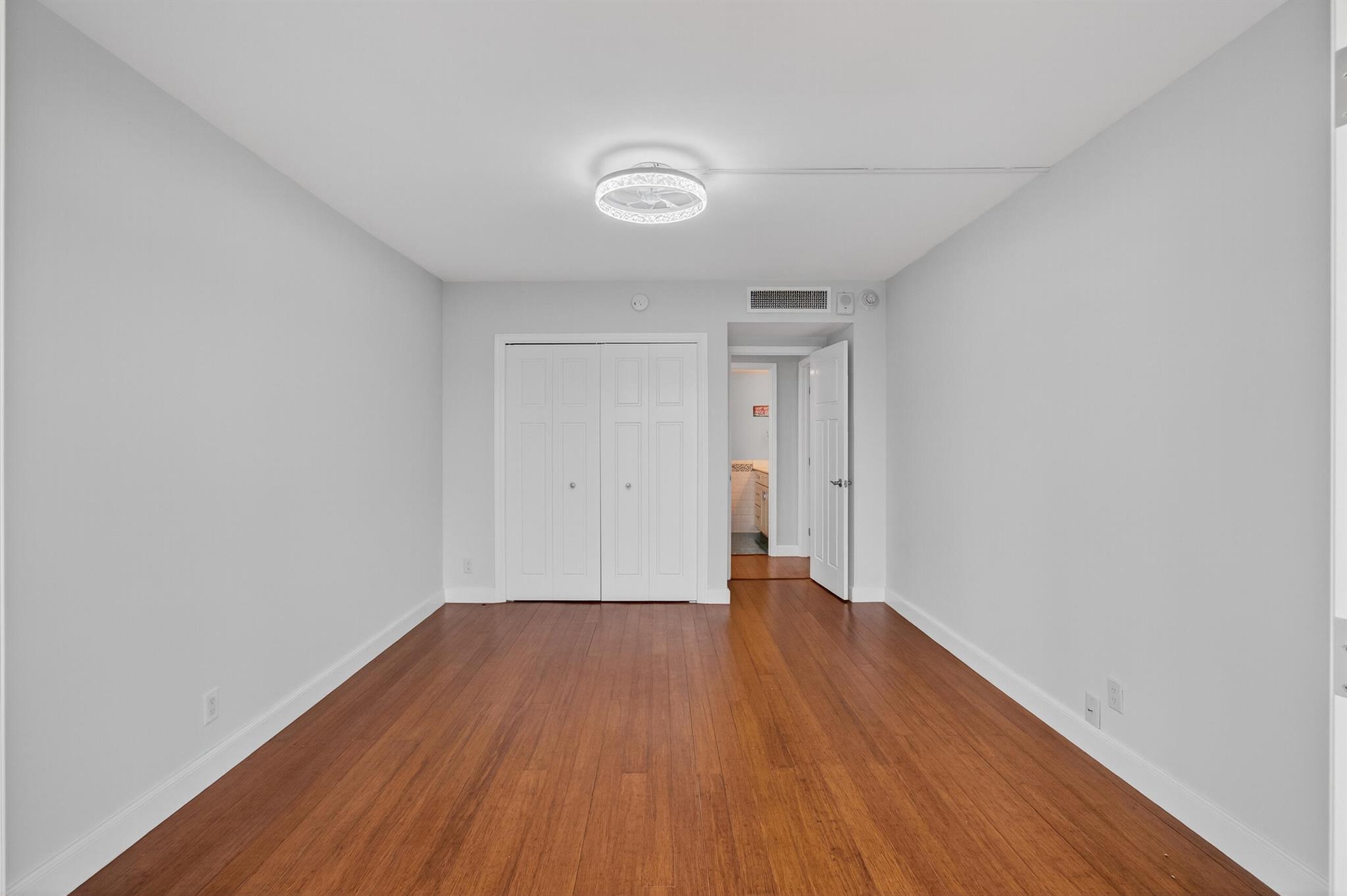 555 SE 6th Avenue 4g