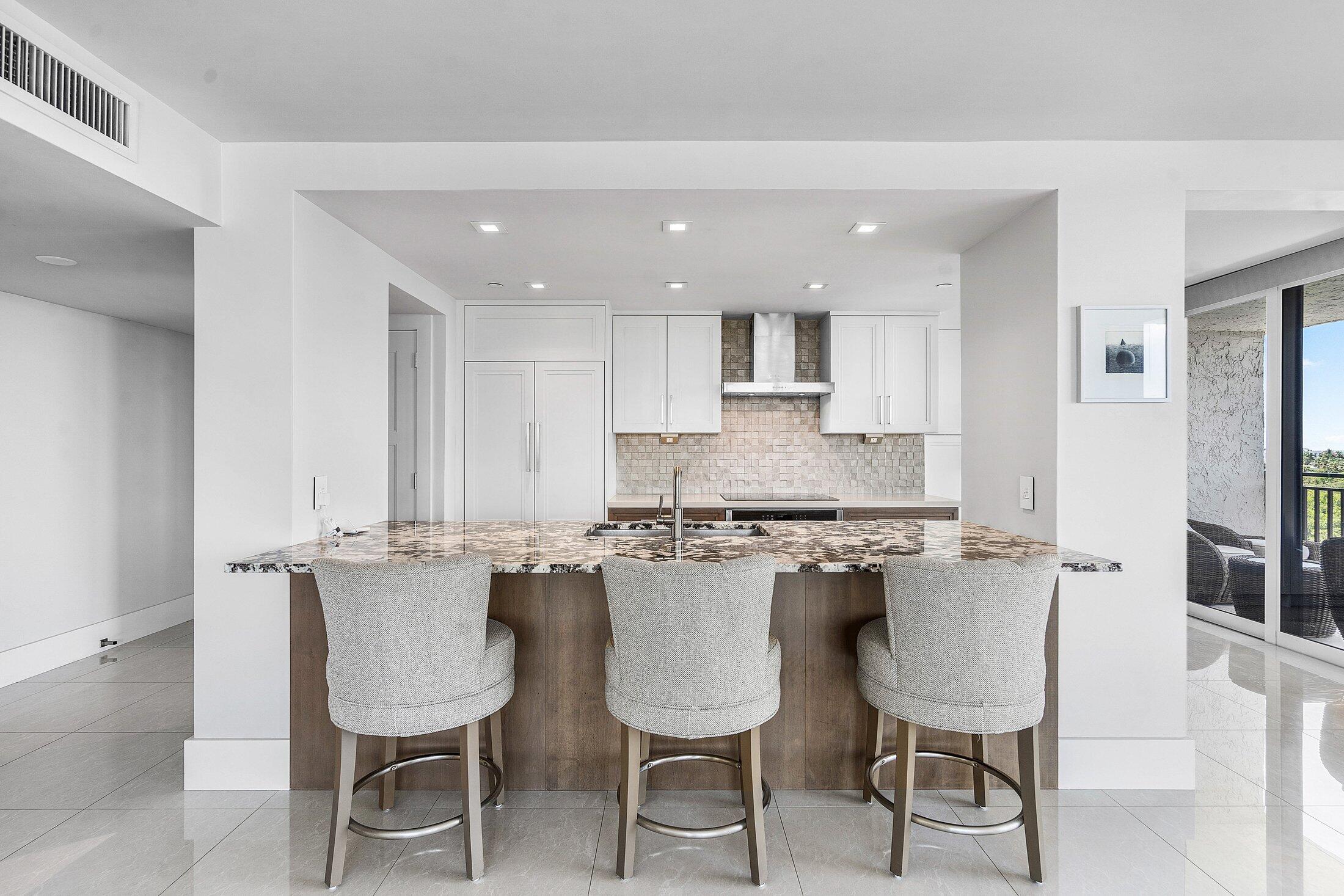 3912 S Ocean Boulevard 709