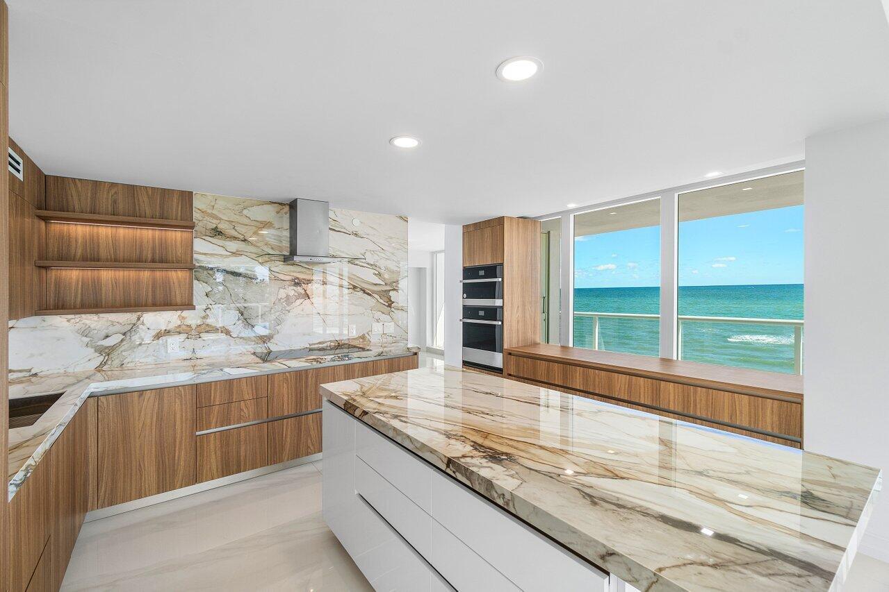 3505 S Ocean Boulevard 4s