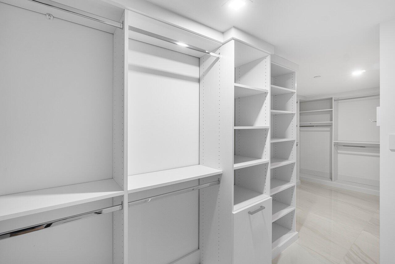 3505 S Ocean Boulevard 4s