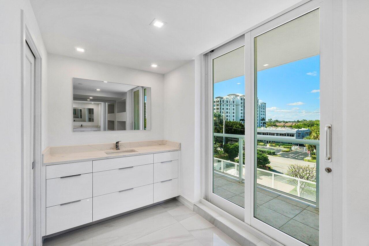 3505 S Ocean Boulevard 4s