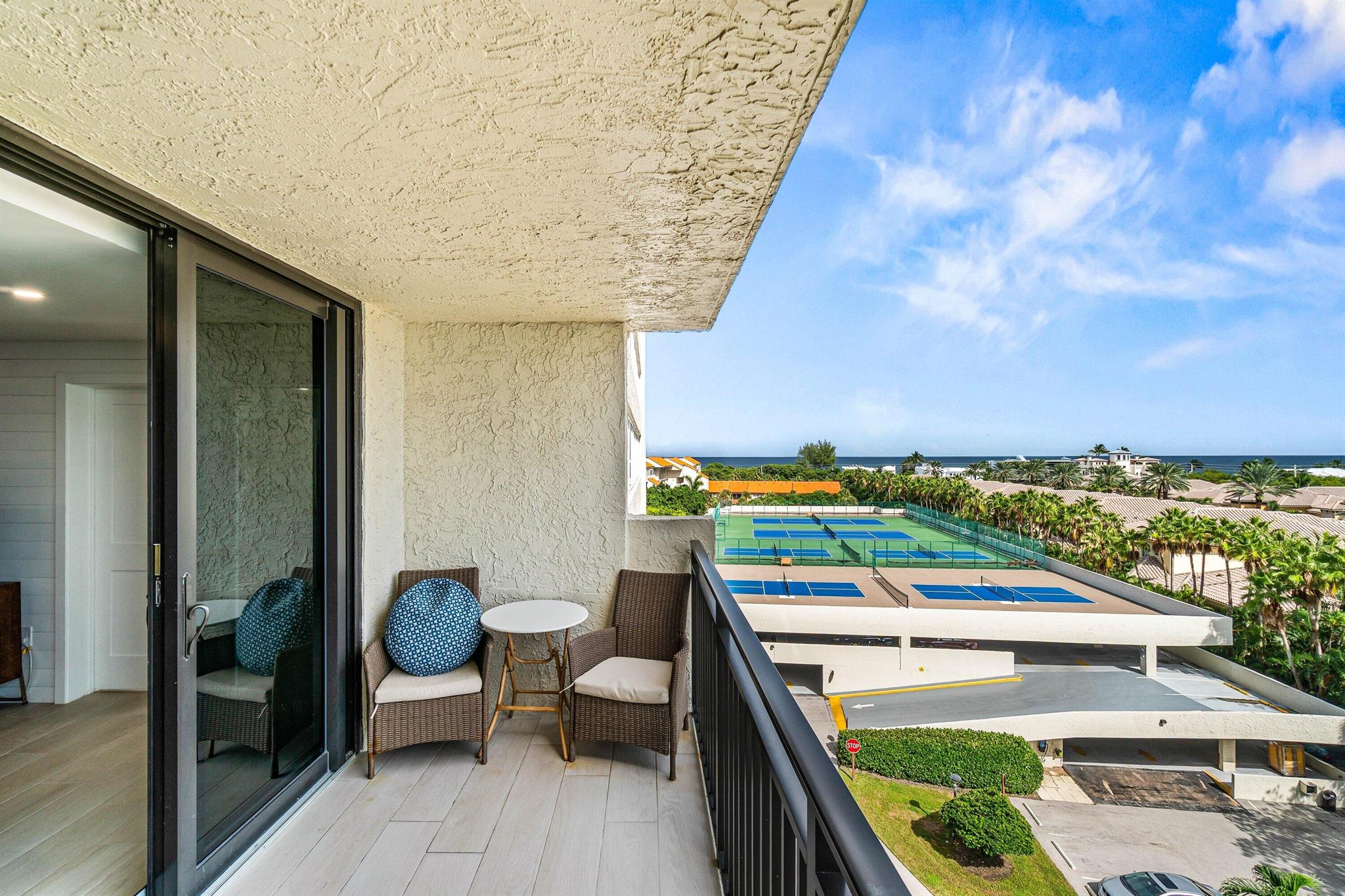 3912 S Ocean Boulevard 704