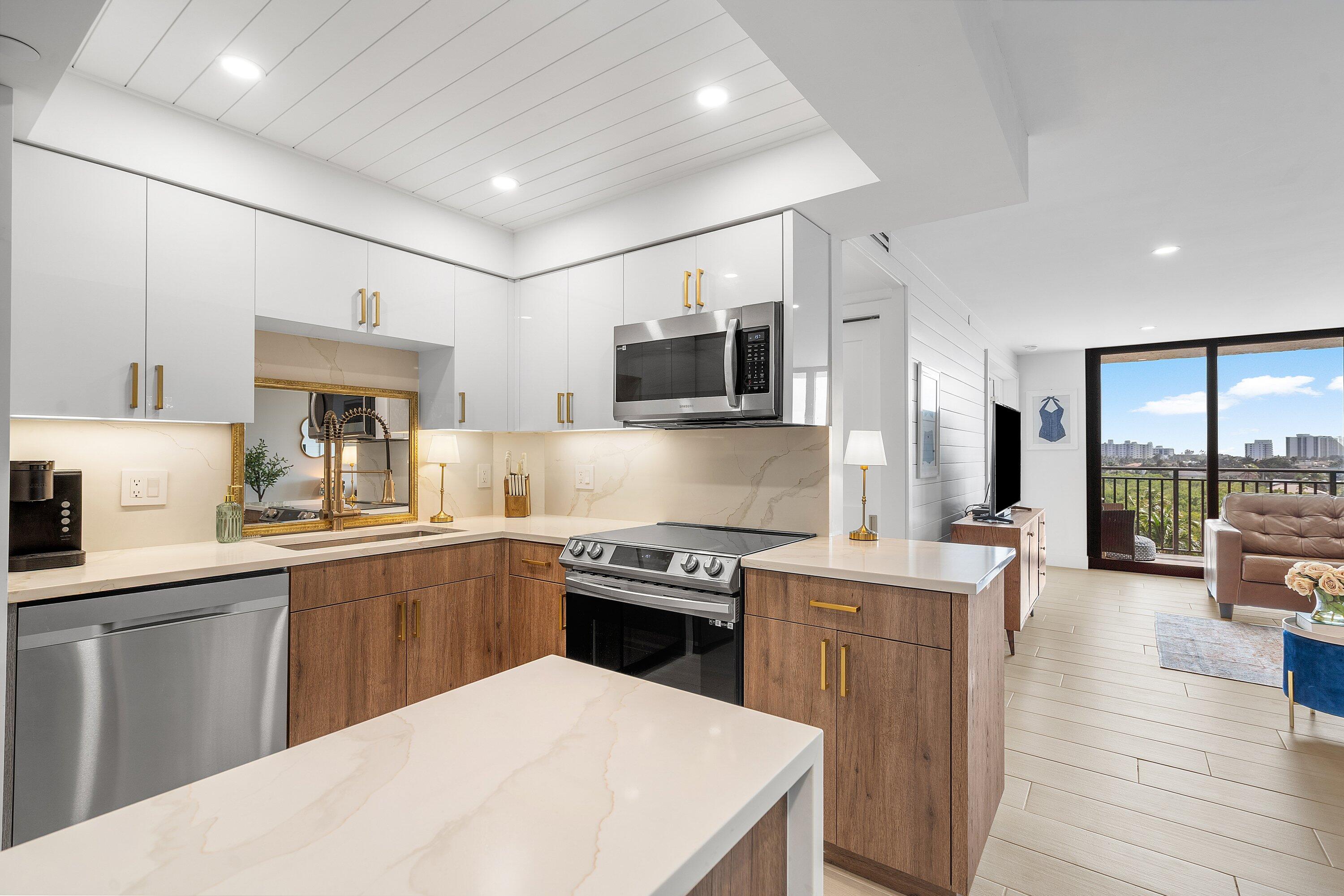 3912 S Ocean Boulevard 704