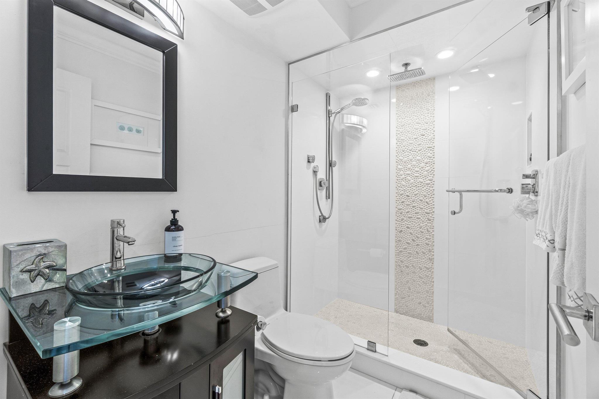 250 S Ocean Boulevard 11d