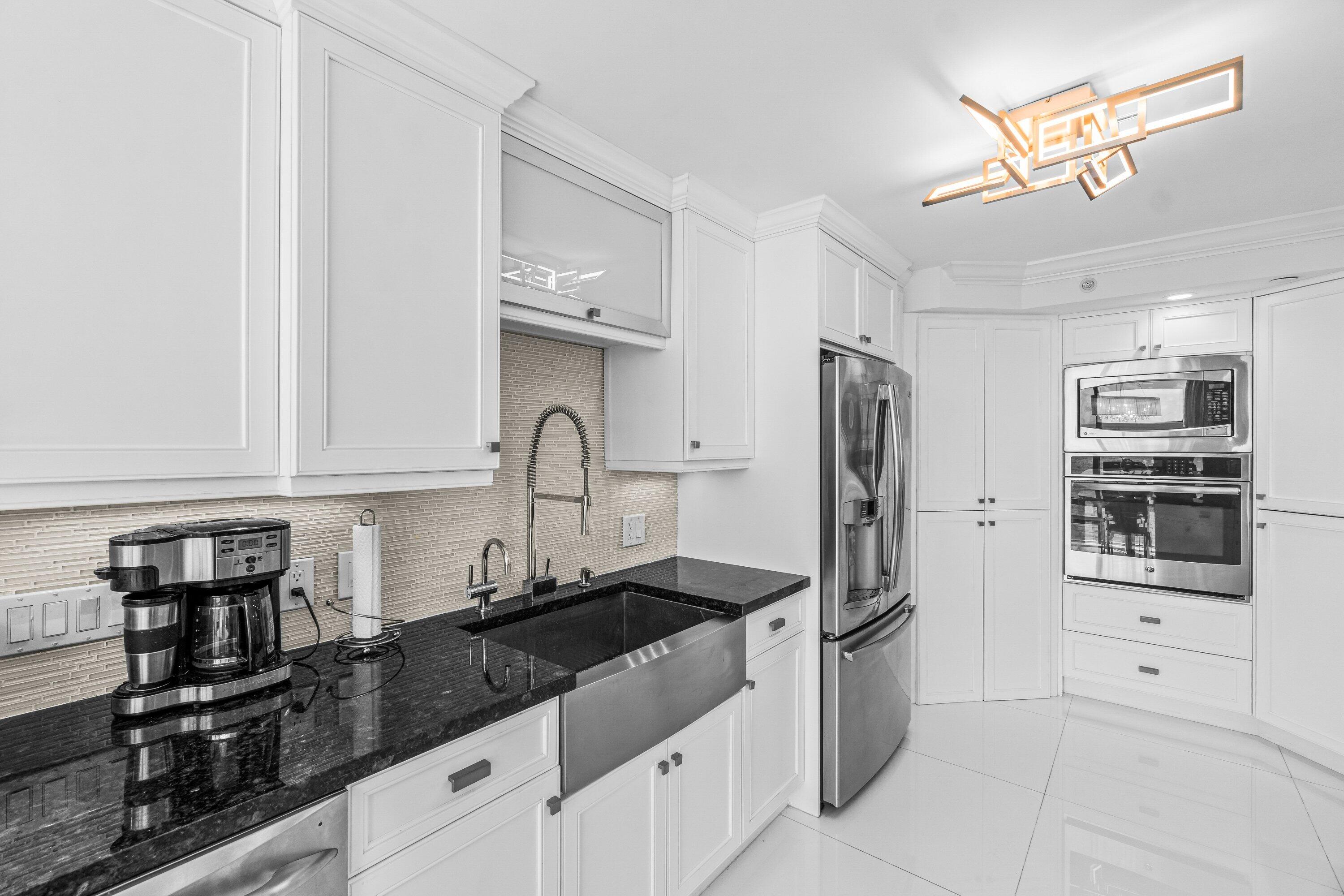 250 S Ocean Boulevard 11d