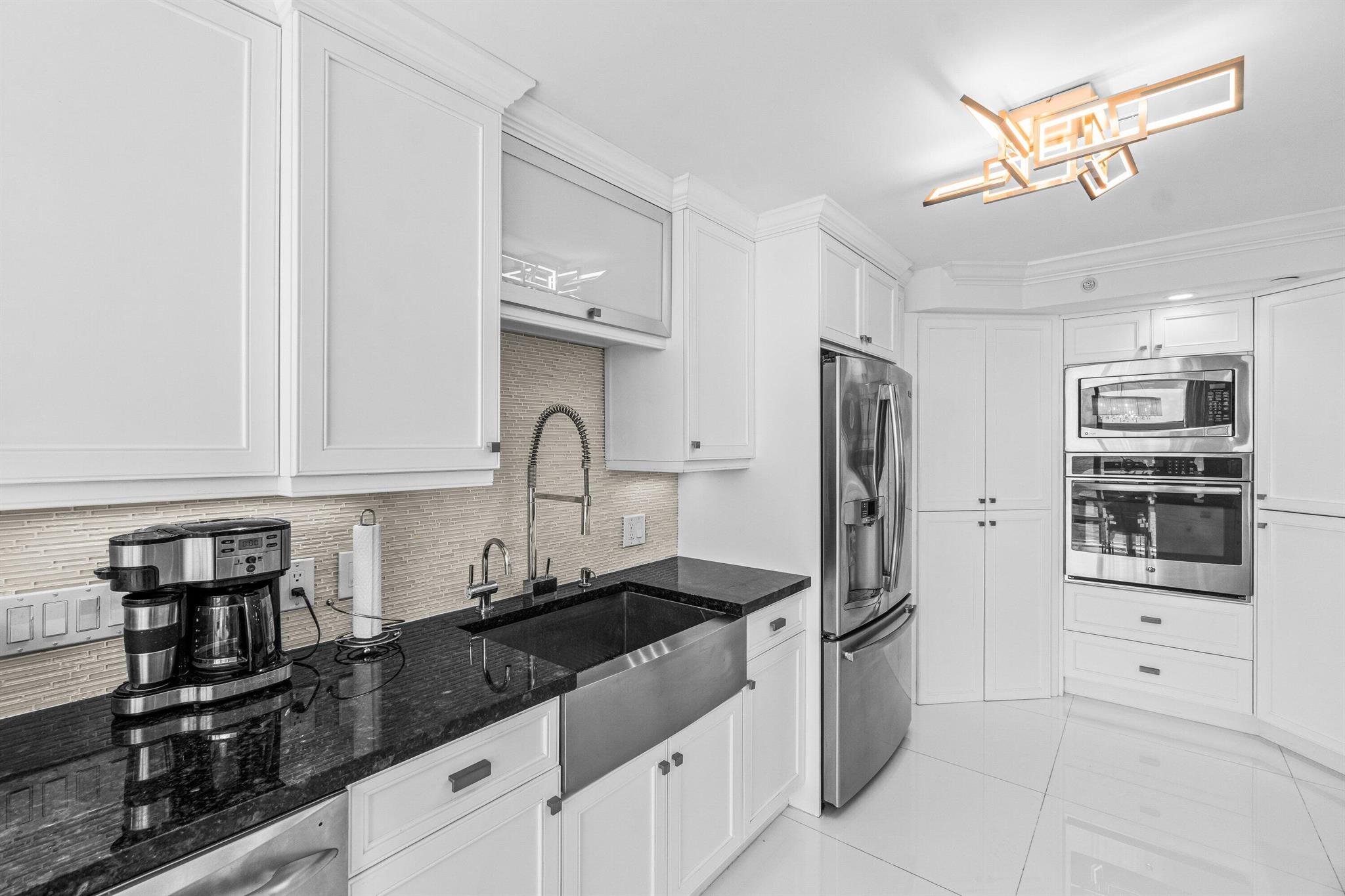 250 S Ocean Boulevard 11d