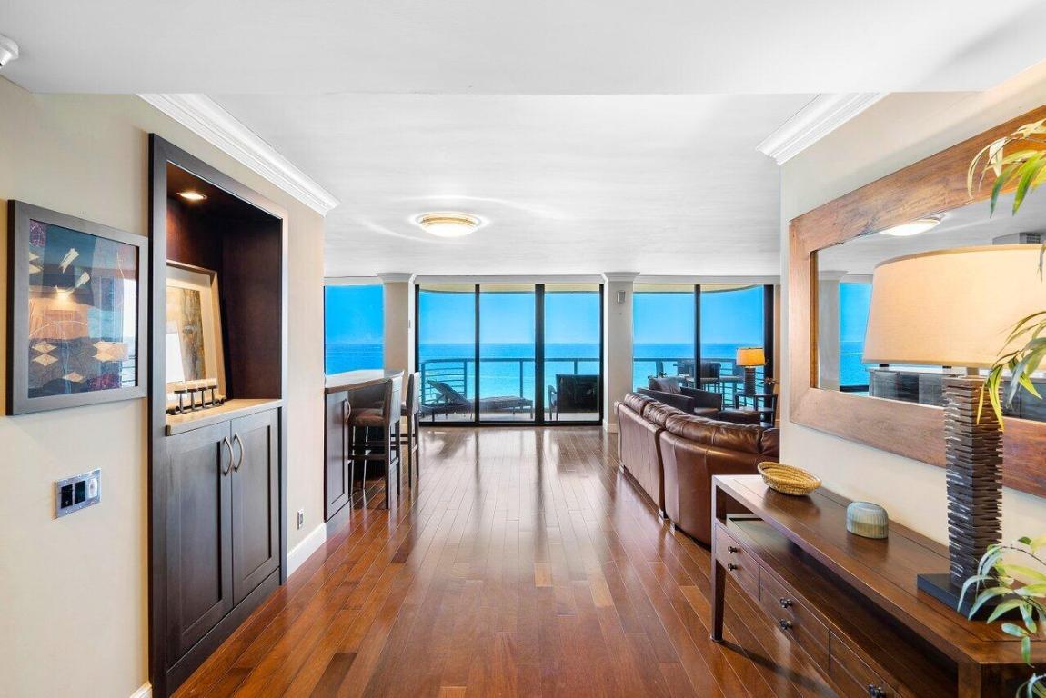 250 S Ocean Boulevard 11c