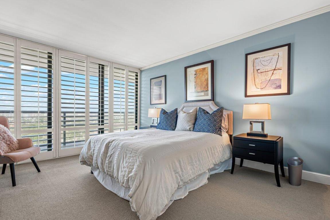 250 S Ocean Boulevard 11c