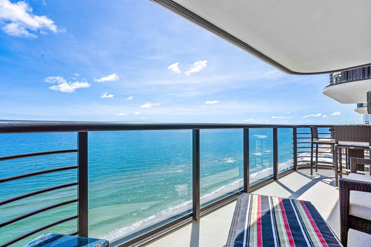 250 S Ocean Boulevard 11c