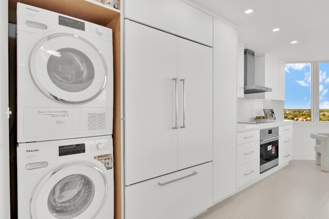 550 S Ocean Boulevard 1001 & 1003