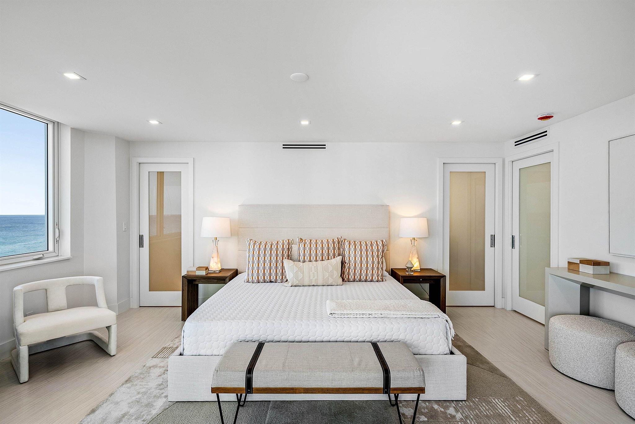 550 S Ocean Boulevard 1001 & 1003