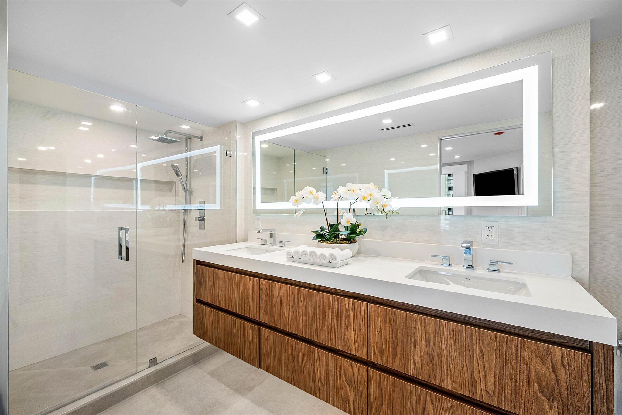 550 S Ocean Boulevard 1001 & 1003