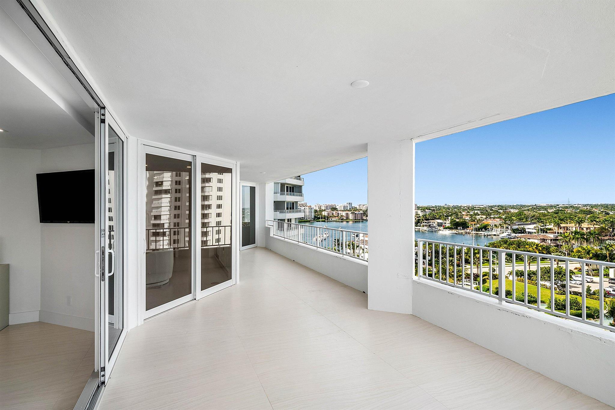 550 S Ocean Boulevard 1001 & 1003