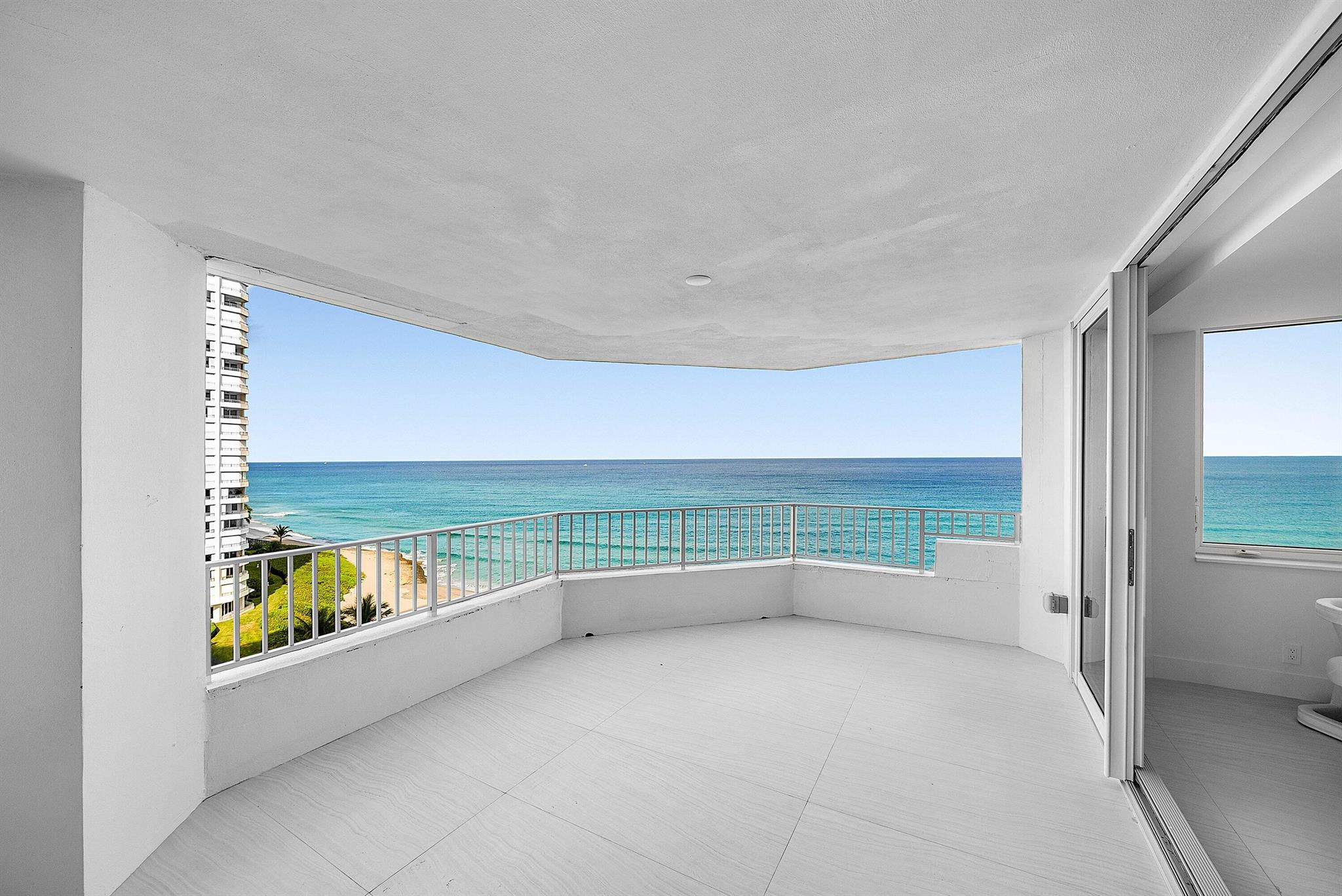 550 S Ocean Boulevard 1001 & 1003