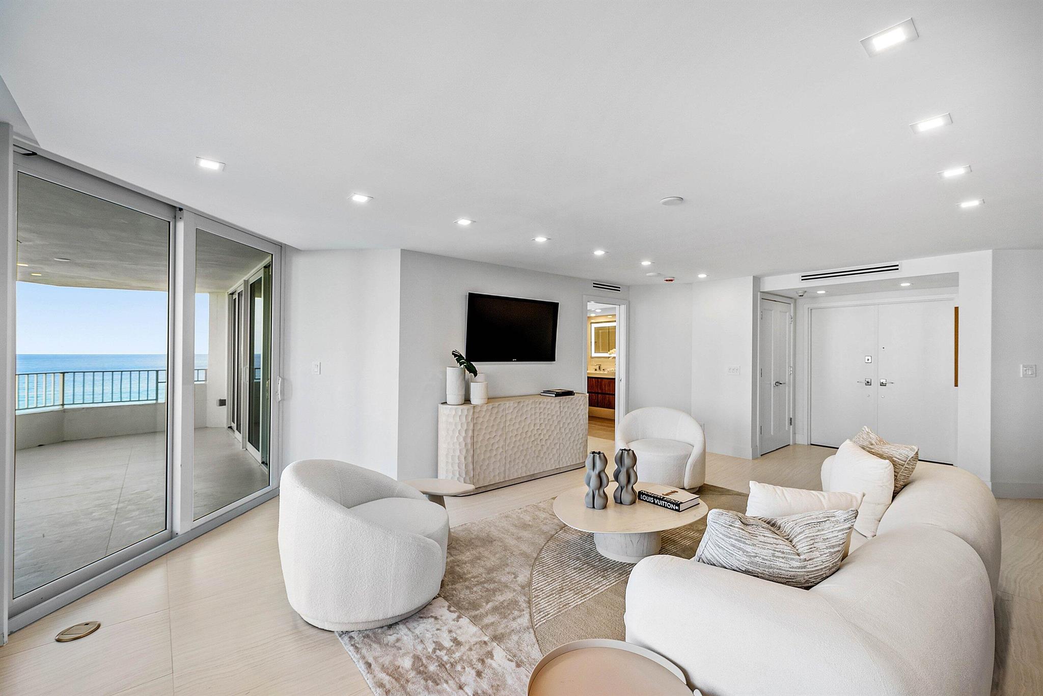 550 S Ocean Boulevard 1001 & 1003