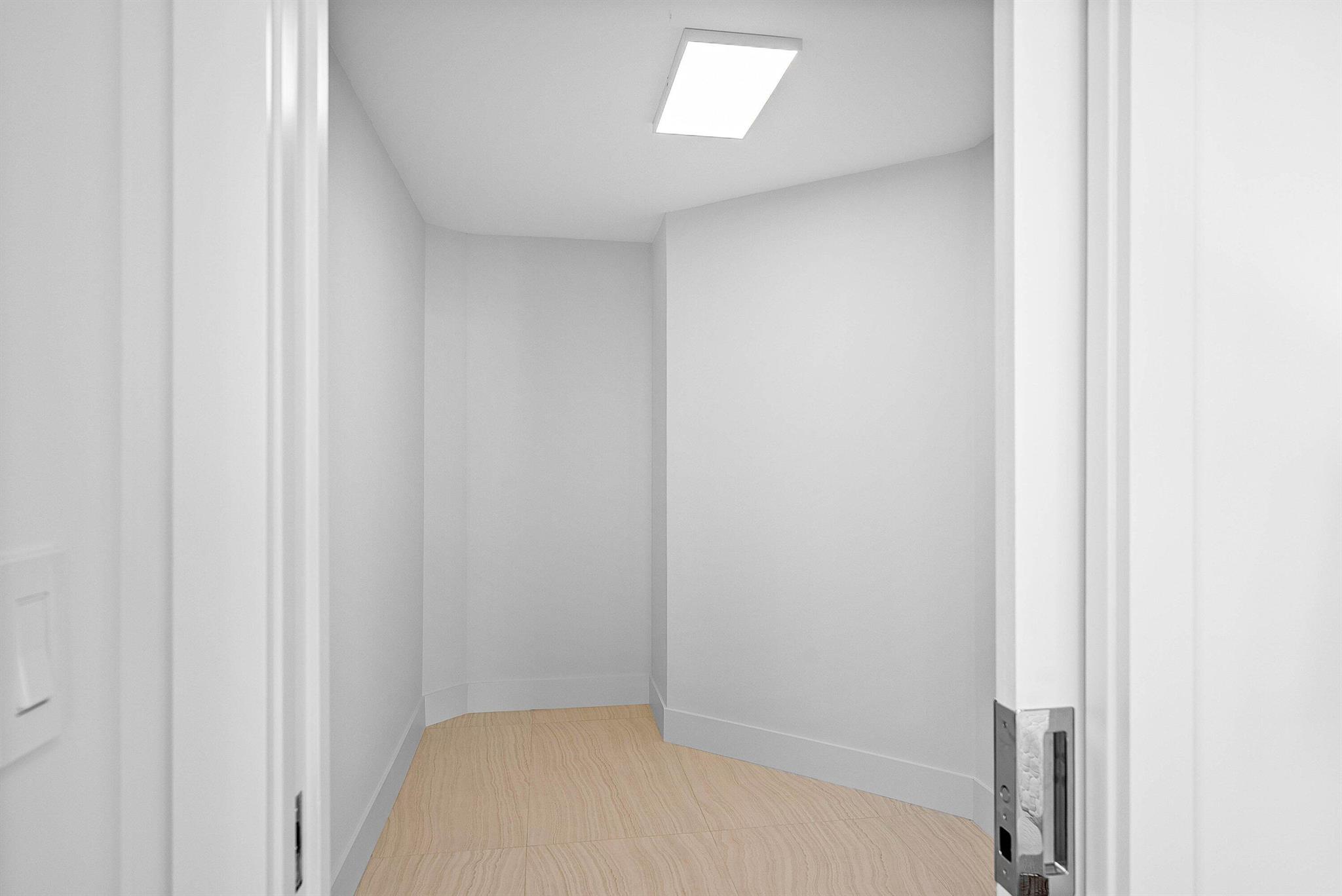 550 S Ocean Boulevard 1001 & 1003