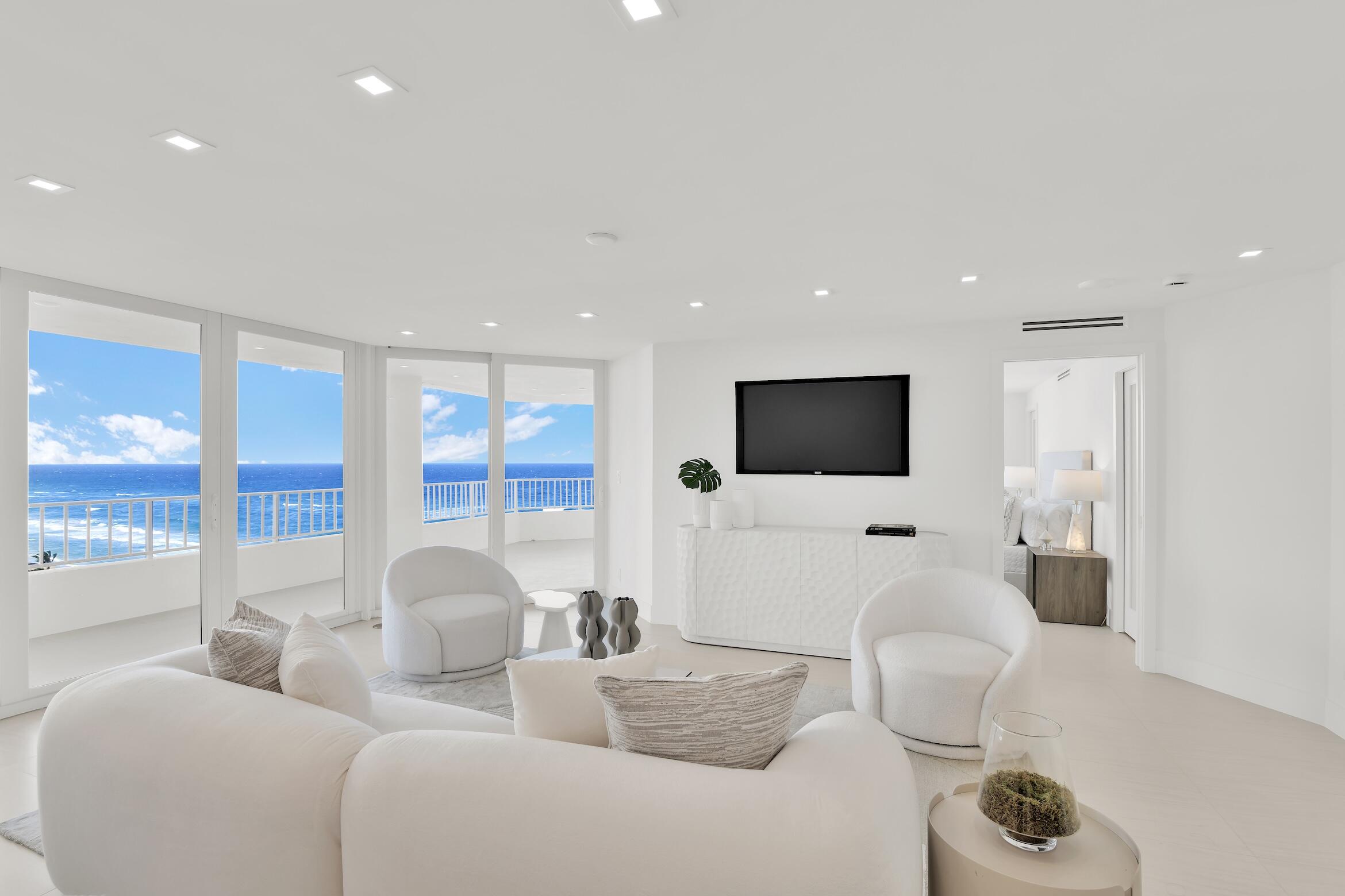 550 S Ocean Boulevard 1001