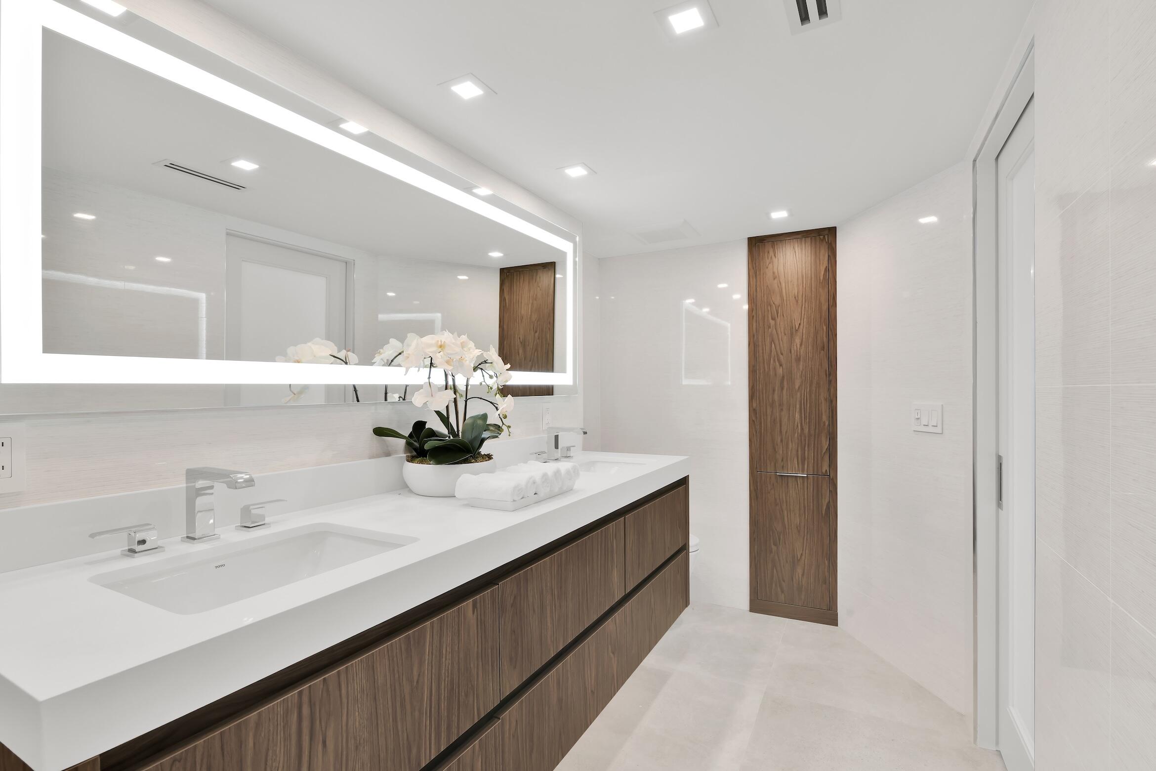 550 S Ocean Boulevard 1001