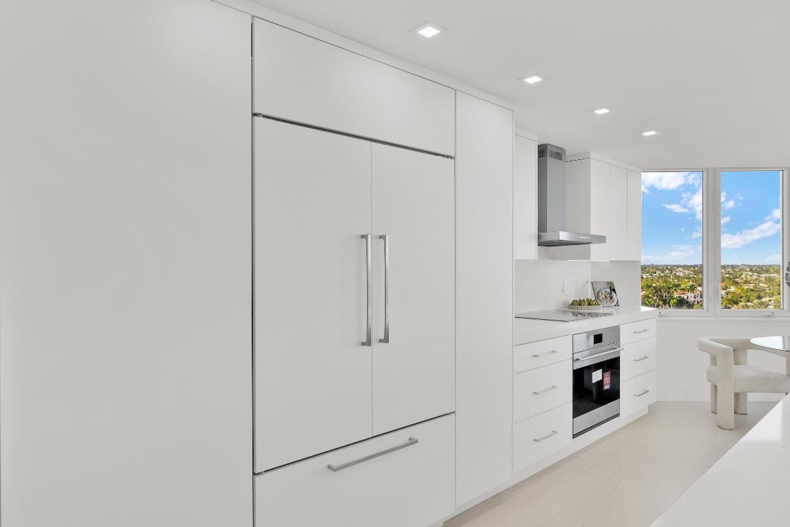 550 S Ocean Boulevard 1001