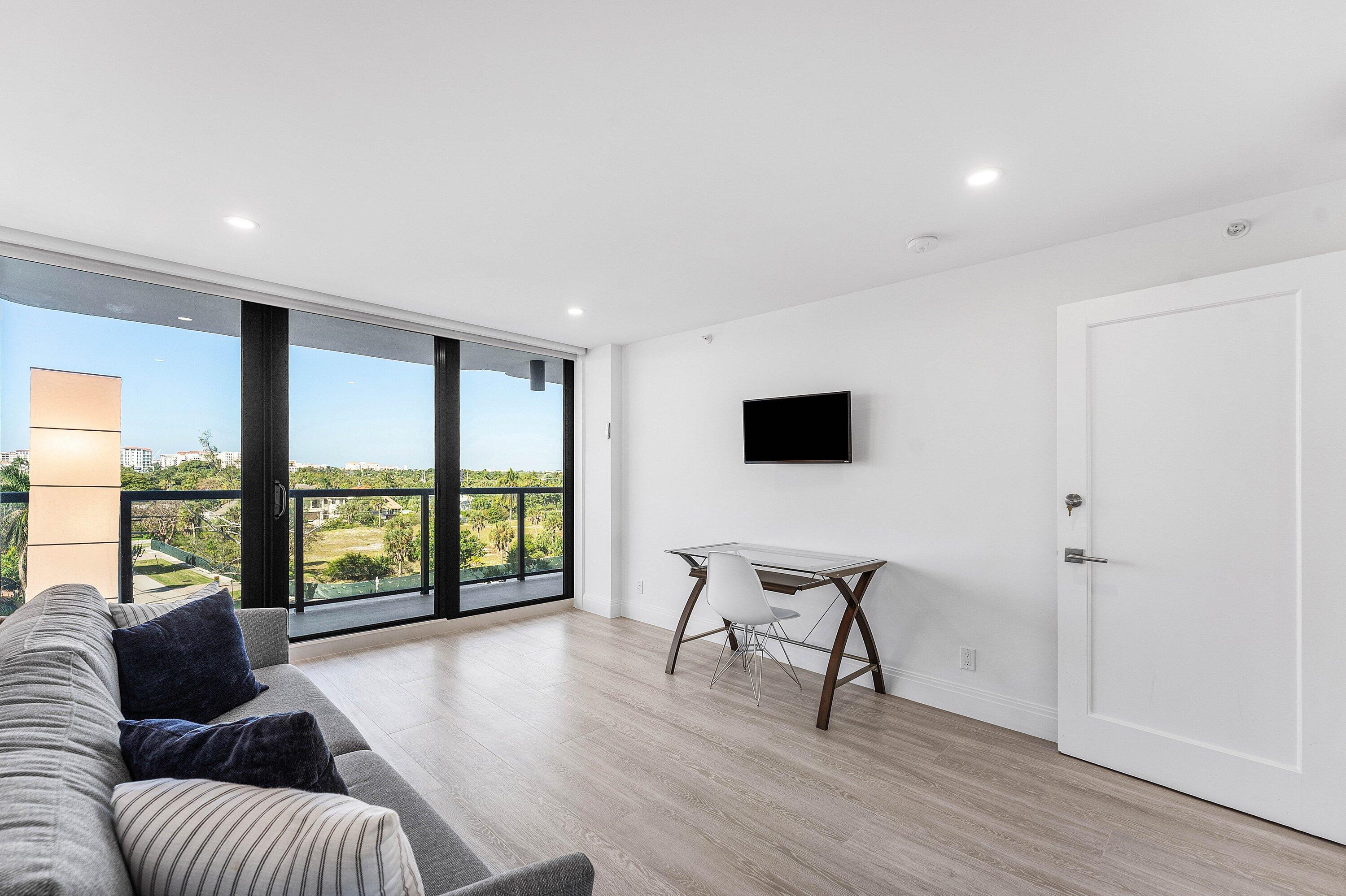 250 S Ocean Boulevard 4f