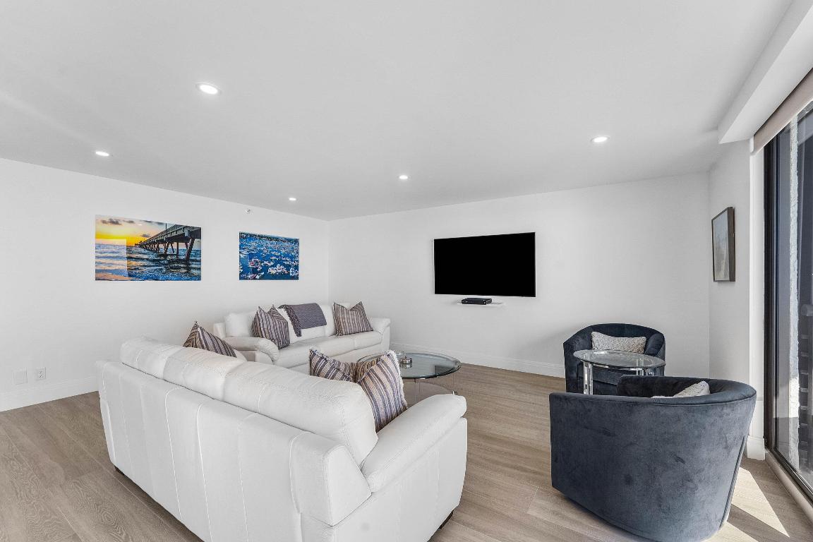 250 S Ocean Boulevard 4f