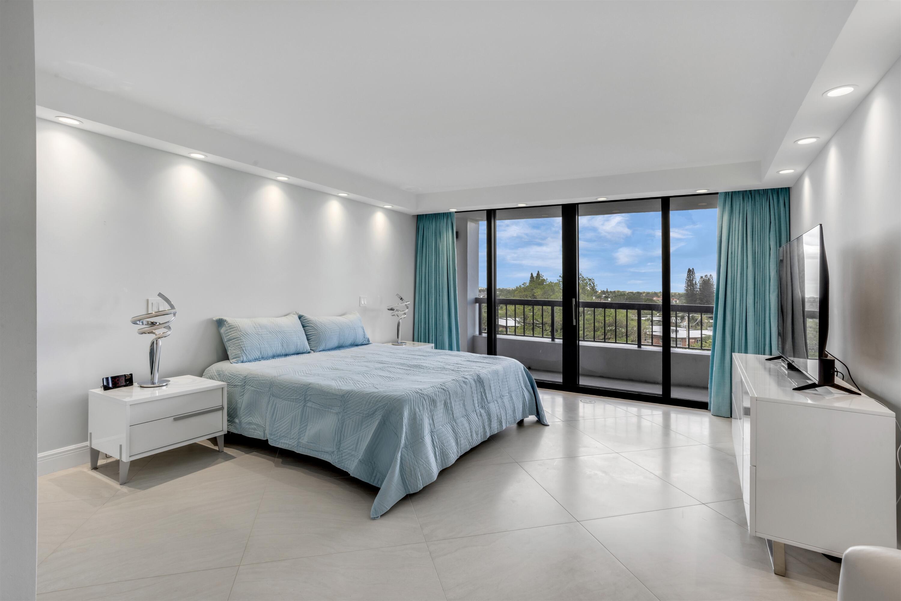 1800 S Ocean Boulevard 6-B