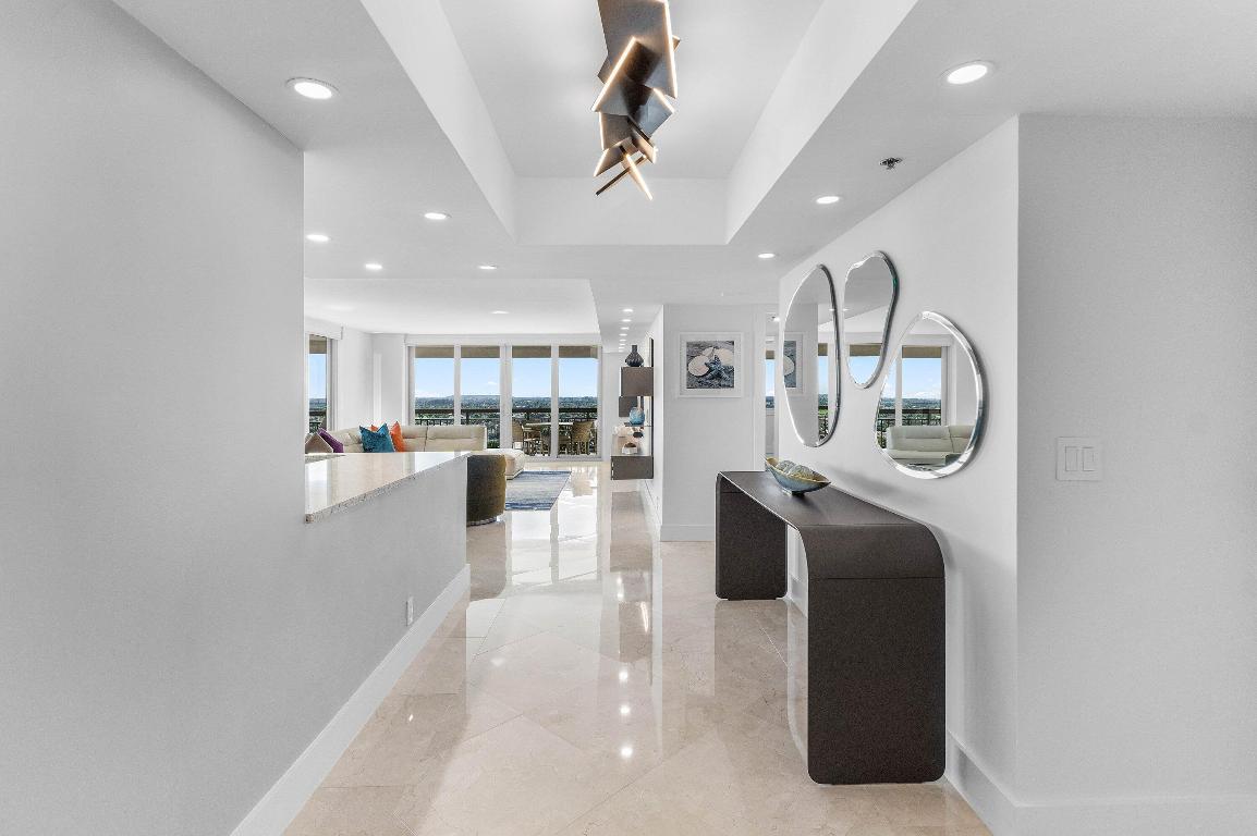 901 E Camino Real 15d