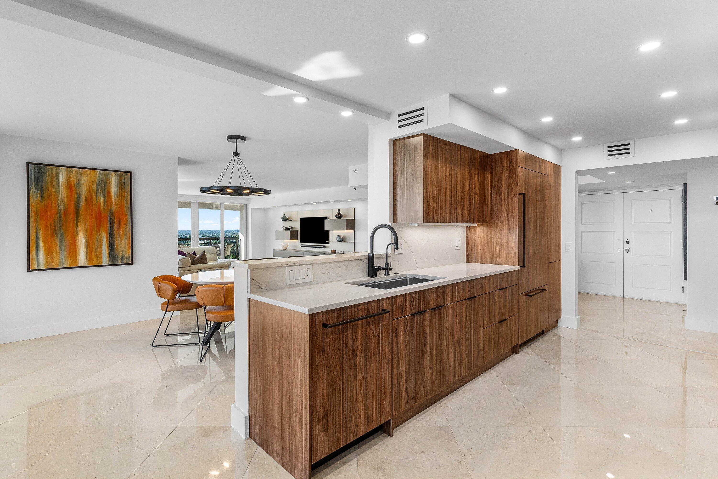 901 E Camino Real 15d