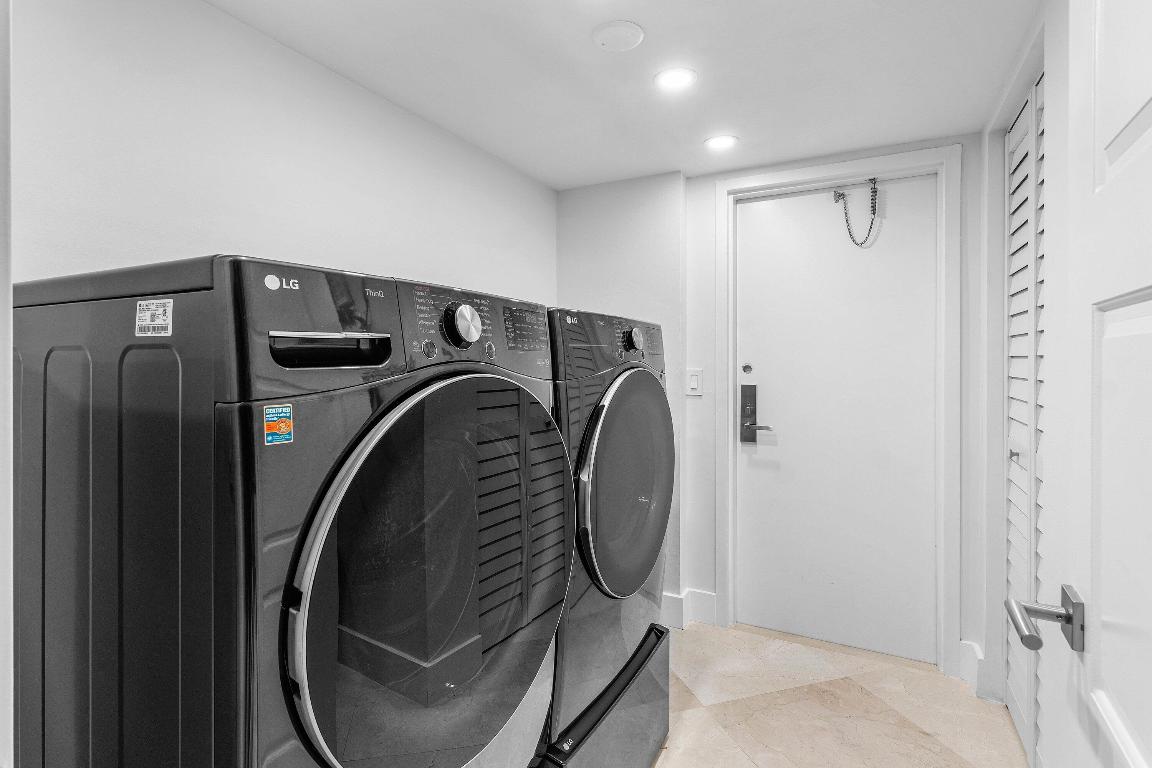 901 E Camino Real 15d