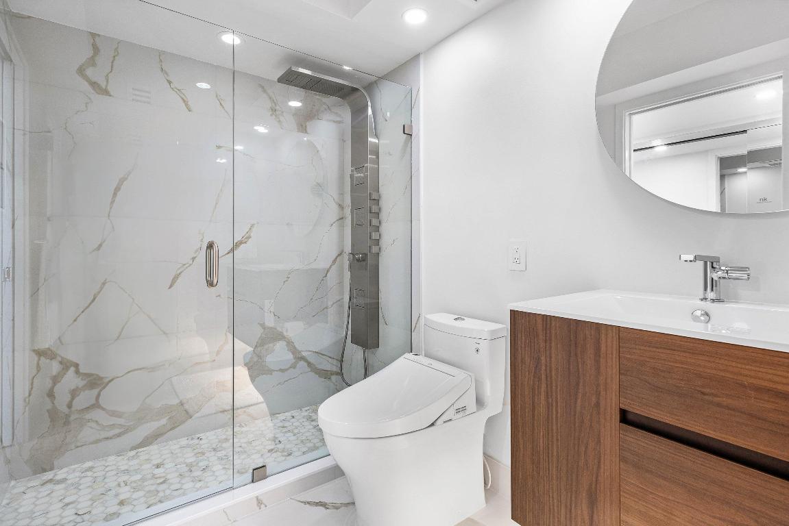 901 E Camino Real 15d