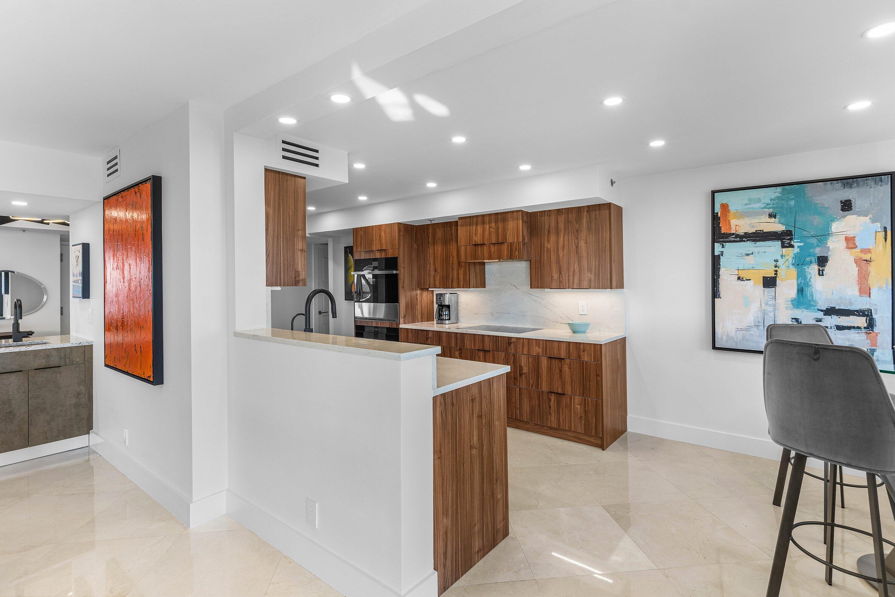 901 E Camino Real 15d