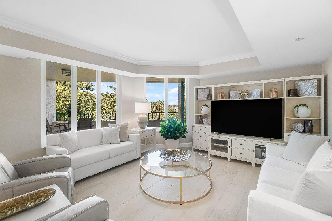 100 SE 5th Avenue 404