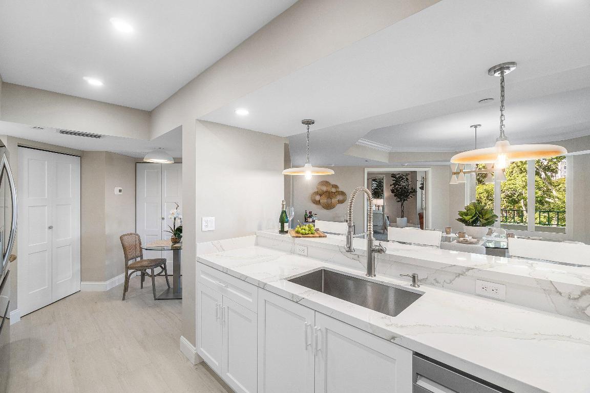 100 SE 5th Avenue 404