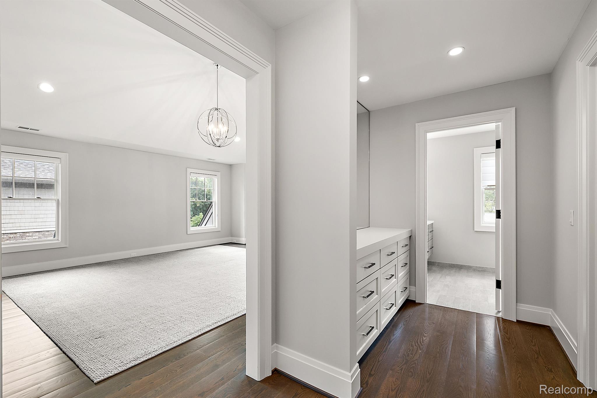 1280 FAIRFAX Street