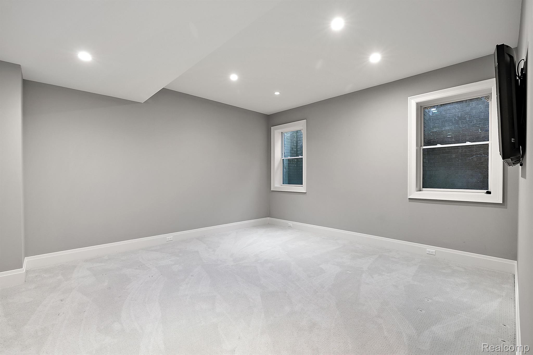 1280 FAIRFAX Street