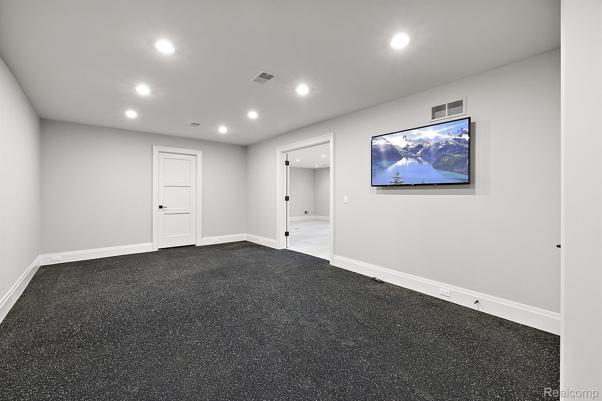 1280 FAIRFAX Street
