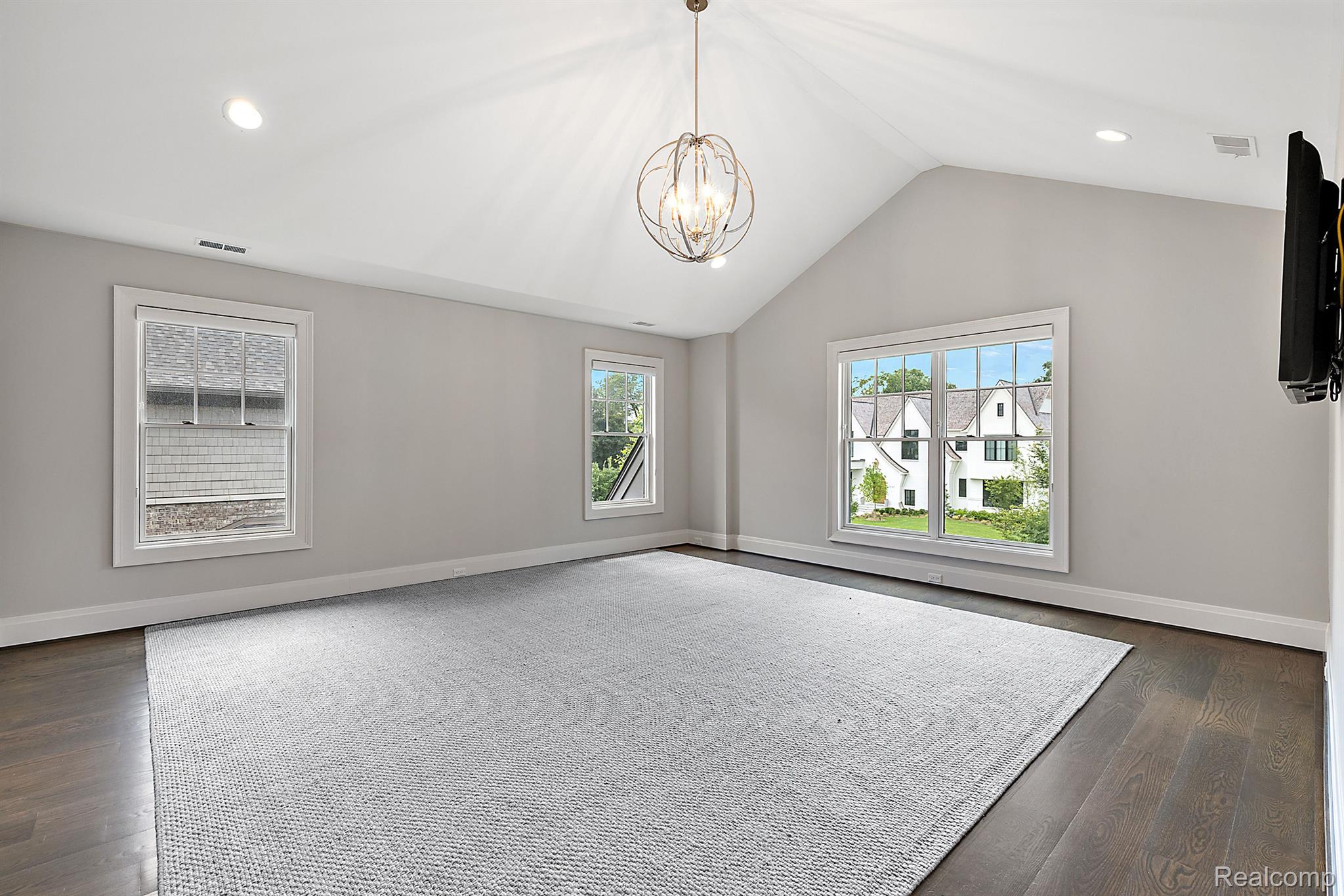 1280 FAIRFAX Street