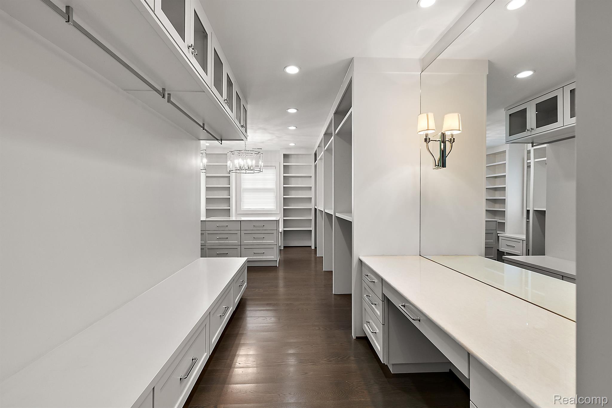 1280 FAIRFAX Street