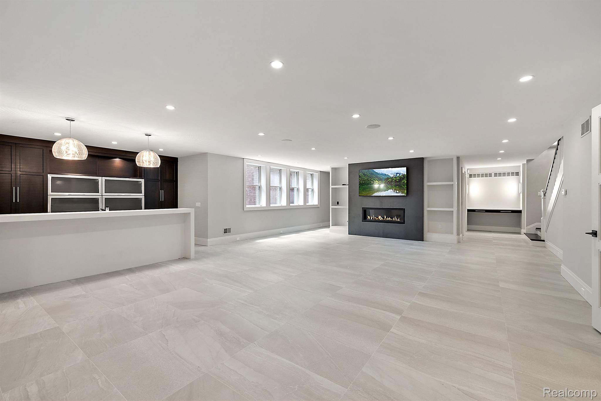 1280 FAIRFAX Street