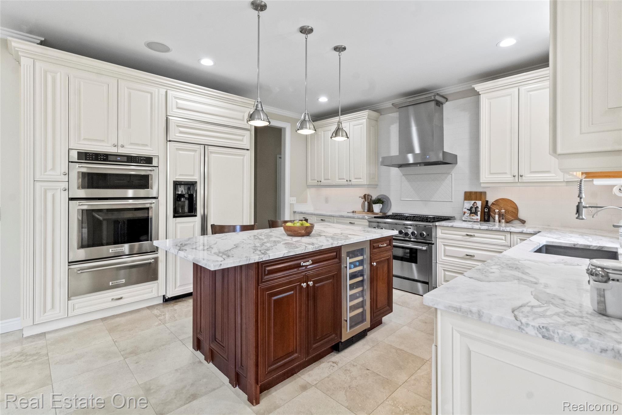 2901 Ambleside Court