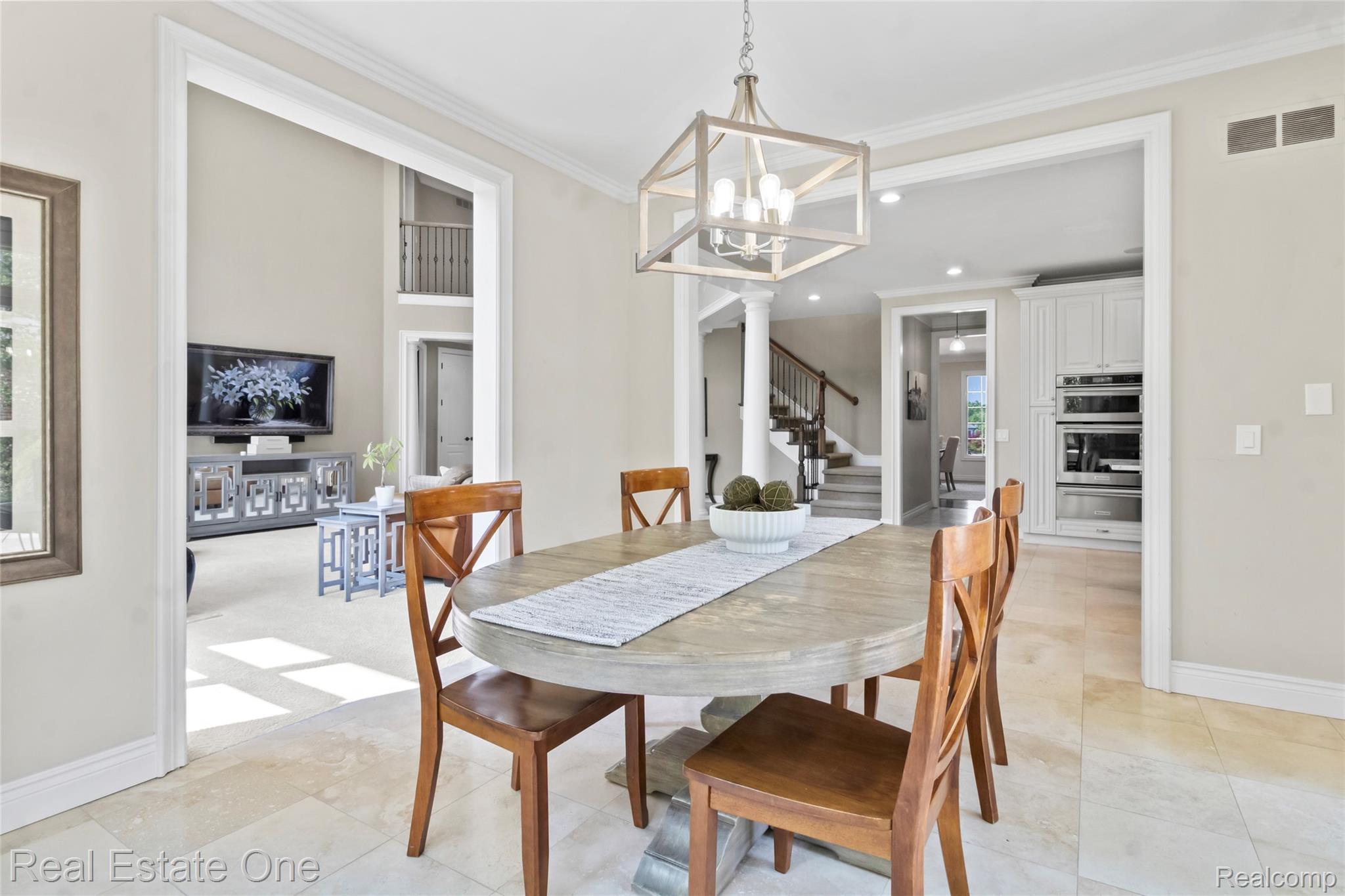 2901 Ambleside Court