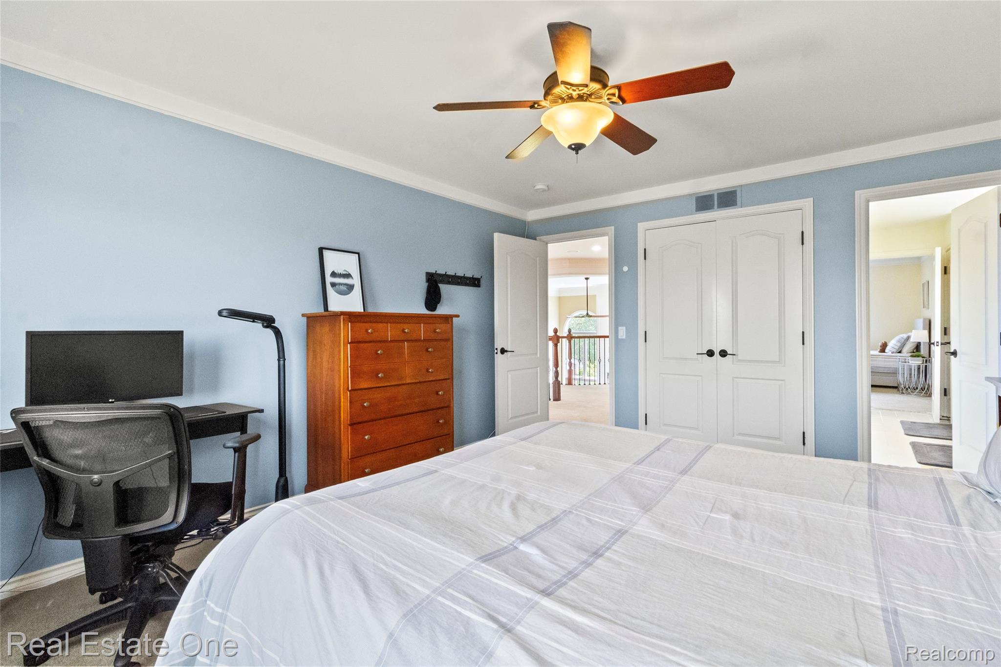 2901 Ambleside Court