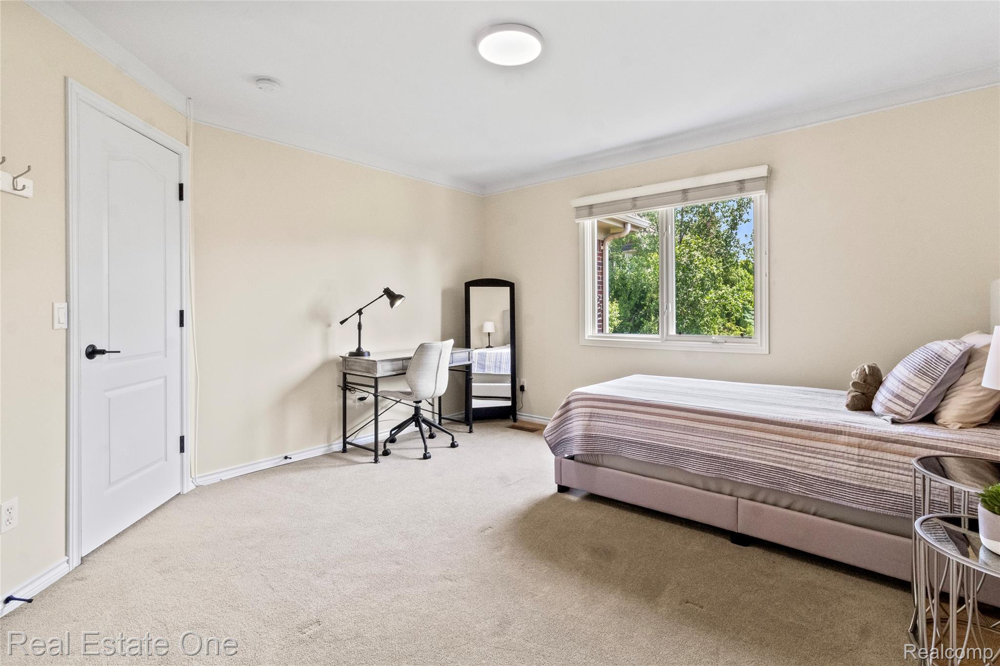 2901 Ambleside Court