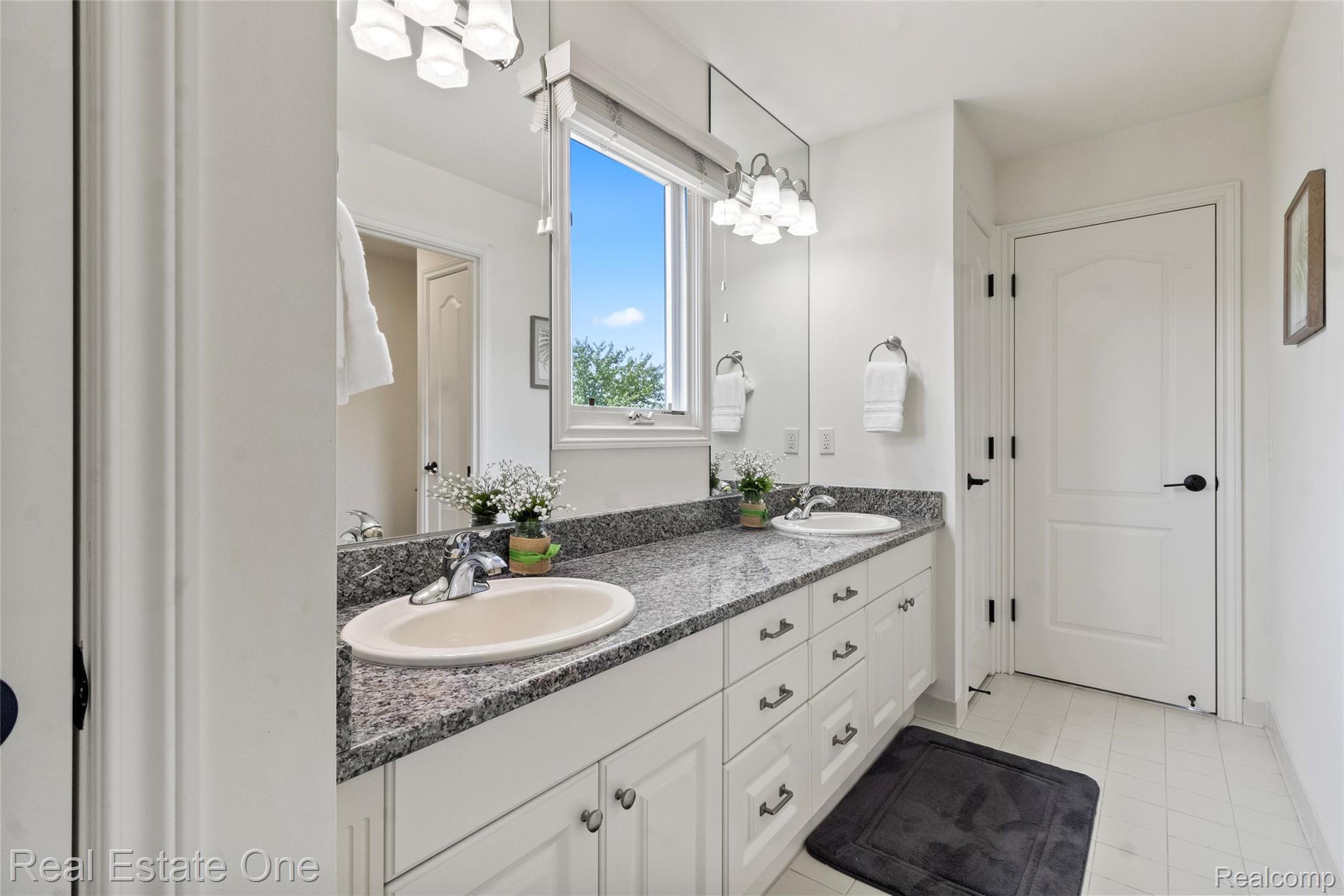 2901 Ambleside Court